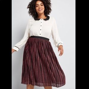 NWT ModCloth Glitz the spot pleated sparkle skirt